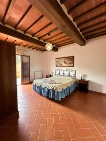 Apartment in The Heart of Chianti hills - Image 2
