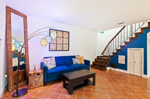 Grove Central 3Br+ Den Spanish House Patio BBQ - Image 2