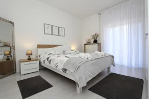 ROZI Comfort Two-Bedroom Apartment with Balcony (veliki) - Image 4