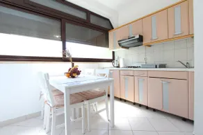 ROZI Comfort Two-Bedroom Apartment with Balcony (veliki) - Image 3