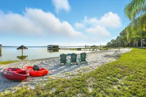 Lake Weir Cottage Inn - Image 2