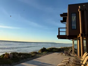 Newly Renovated Ocean-Front Home in Monterey Bay - Image 5