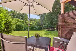 Terrace Studio with Park view by Besilima - Image 3