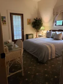 Charming Creek side Getaway 3.5 mi. from Omega - Image 5