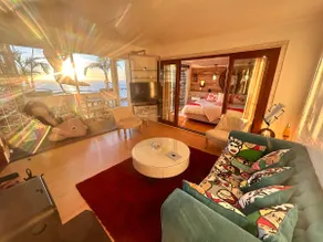Bay View Apartment - Image 5