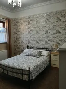 Hooton House for 5 guests 3 bedrooms - Image 2
