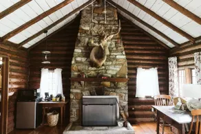 The Jackson Cottage at Klondike Cabins - Image 3