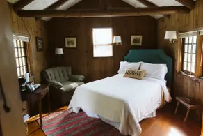 The Jackson Cottage at Klondike Cabins - Image 2