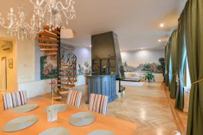 Neo-baroque Apartment with a View - Image 4