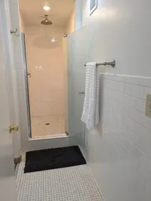 Charming One Bedroom Apt near the U of M # B206 - Image 3