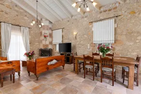 Asteri Villa - Traditional Elegant Villa - Image 4