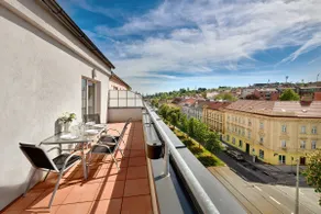 Penthouse with Terrace close to Prague Castle - Image 4