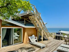 Luxury 4BR Home: Bay Views, Heated Pool & Spa, AC - Image 3