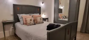 Charming, cozy cottage with garden and terrace - Image 2