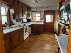 FarmHouse Inn: Home away from Home! - Image 4