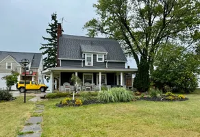 Sunset's B&B on the Shores of Beautiful Lake Erie - Image 2