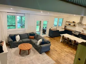 The Porch House - Image 2