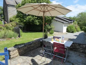 Cottage near to centre of La Gacilly with parking. - Image 5