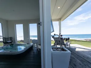 Luxe Villa + Private Hot Tub + Sauna + Fireplace - Image 4