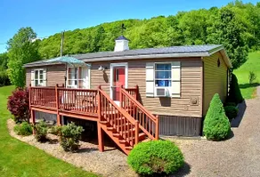 Access to Yough Lake, Ski Resorts and Hot Tub! - Image 3