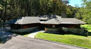 FLW Inspired Home--close to NWL and Fallingwater! - Image 5
