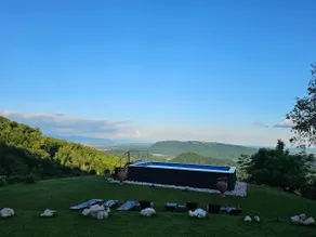 Cottage and nature - Image 5
