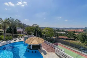 Luxury Retreat with Pool and Court 30 min from SP - Image 3