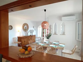 Fantastica villa con 3 camere da letto con piscina, 1 minuto a piedi dalla spiaggia di Cala D'Or. - Image 5