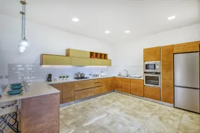 Bright 3BR w/ Valley & Sea Views Near Ramla Beach - Image 3