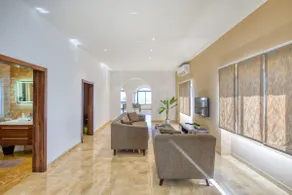 Bright 3BR w/ Valley & Sea Views Near Ramla Beach - Image 2