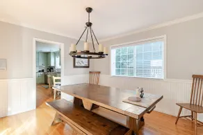 5 min walk to Beach, Sleeps 11, perfect for family - Image 4
