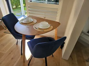 Nelson Bay Garden Suite - Private Entry - Image 3