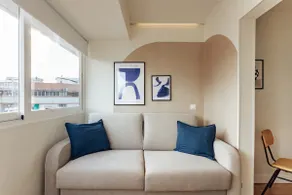 Vibe | Duplex with Terrace - Image 2