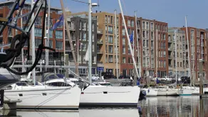 BizStay Harbour 60 - Image 5