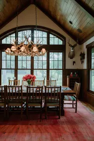 North Woods Cabin Luxury Retreat with Sauna - Image 5