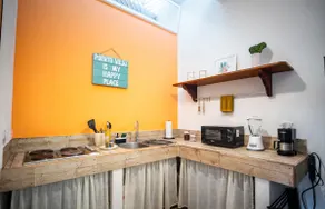 A/C | Pvt Parking | Pet Friendly in Town Centre - Image 2
