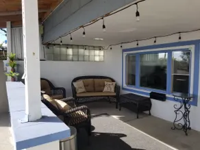 Daylight patio & simple Comforts - Image 2