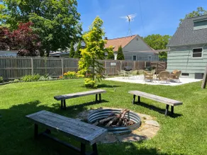 Mi-Pet-Friendly Home Near Beach with Spacious Private Backyard, Dog Friendly - Image 5