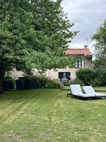 Französisches Dorfhaus mit privatem Pool - Image 4