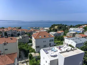 Appartement avec terrasse et parking gratuit - Plage à proximité - Image 3