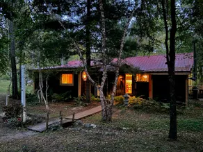 Quiet Seclusion at Trade River Retreat Cabin - Image 2