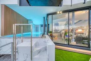 Heated pool - Jacuzzi - sea views - Image 2