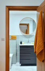Boutique B&B in private suite. Red Barn, Foulsham - Image 2