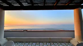 Apartment with terrace overlooking the sea and the Aeolian Islands - Image 2