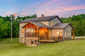 Rosedale Timber Lodge - Image 2