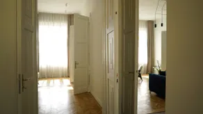 Urania Palace Apartment 24 - Image 5
