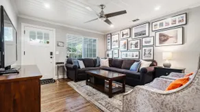 Beautifully Updated Home Blocks from Downtown - Image 4