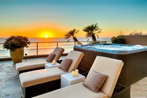 9,000 sq ft Celebrity Oceanfront Estate, La Jolla - Image 3