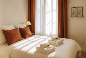 Rome View Penthouse + Balcony + 2 Baths & Metro! - Image 3
