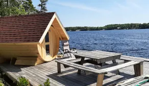 Lakeside Retreat and Sauna - 20 min from Yarmouth - Image 2